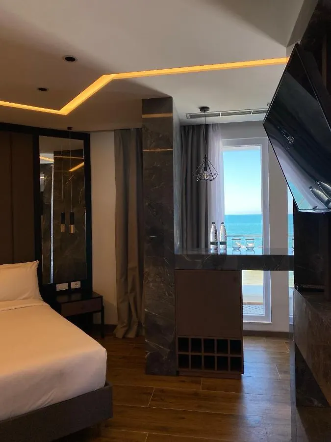 Klajdi Resort & Spa Golem  Albania